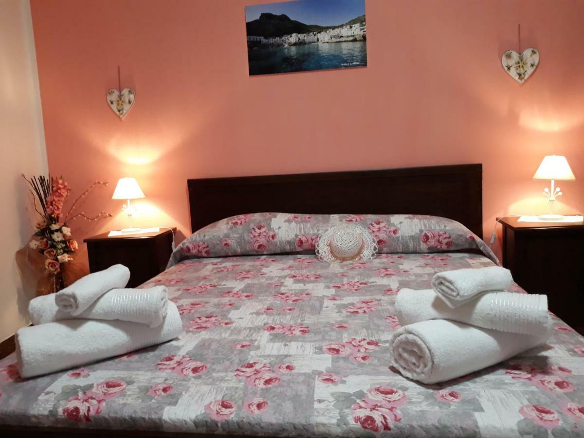 Isole Egadi Bed and Breakfast Trapani Buitenkant foto